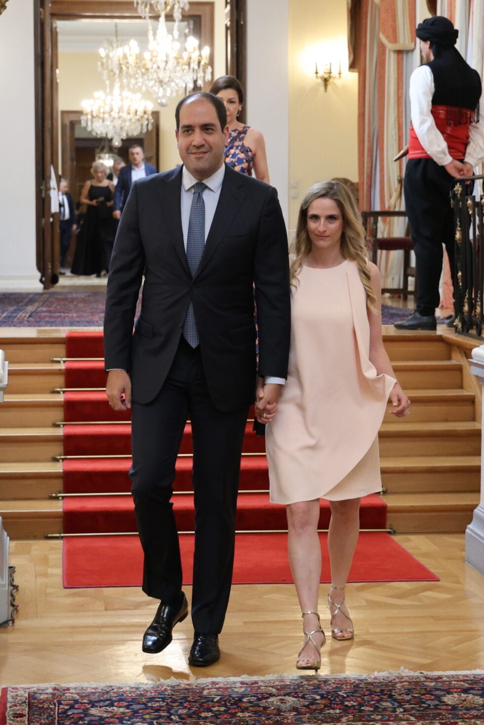 Δεξίωση για τα 52 χρόνια της Δημοκρατίας: Οι παρουσίες, οι ηχηρές απουσίες και το μήνυμα Τασούλα [εικόνες – βίντεο]