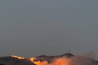 Πυρκαγιά στην Πάρο: Εμπόδιο για την κατάσβεση οι δυνατοί άνεμοι – Σπεύδουν και άλλες πυροσβεστικές δυνάμεις