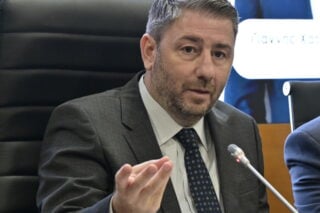 Το ΠΑΣΟΚ ανακοινώνει δεκαεπτά δεσμεύσεις για τους συνταξιούχους