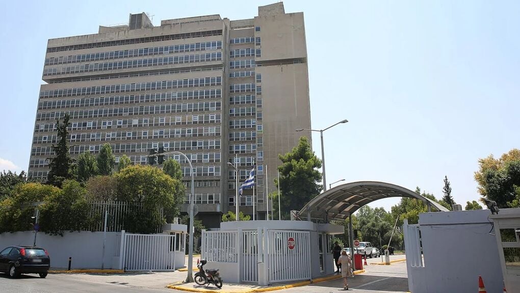 Αγωγή-μαμούθ για τις υποκλοπές: Ποιοι είναι οι 8 ενάγοντες και πώς βρέθηκαν να παρακολουθούνται