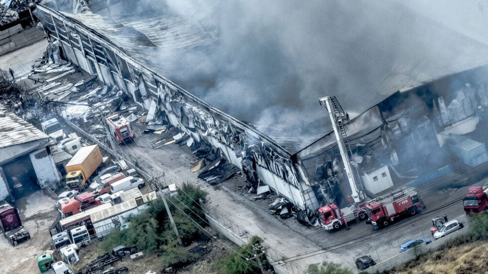 Δυτική Αττική: Ακήρυχτος πόλεμος μέσα σε οικιστική ζώνη