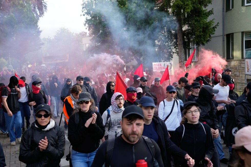 Γερμανία: Χιλιάδες διαδηλωτές στην Ερφούρτη κατά του ακροδεξιού κόμματος AfD