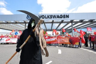 Volskwagen: Σχέδιο Μπλουμ ή… μπλουμ