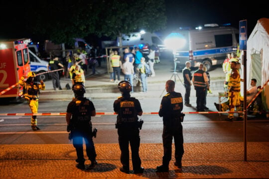 Επίθεση στο Βερολίνο: Νεκρός από πυρά αστυνομικών ο δράστης