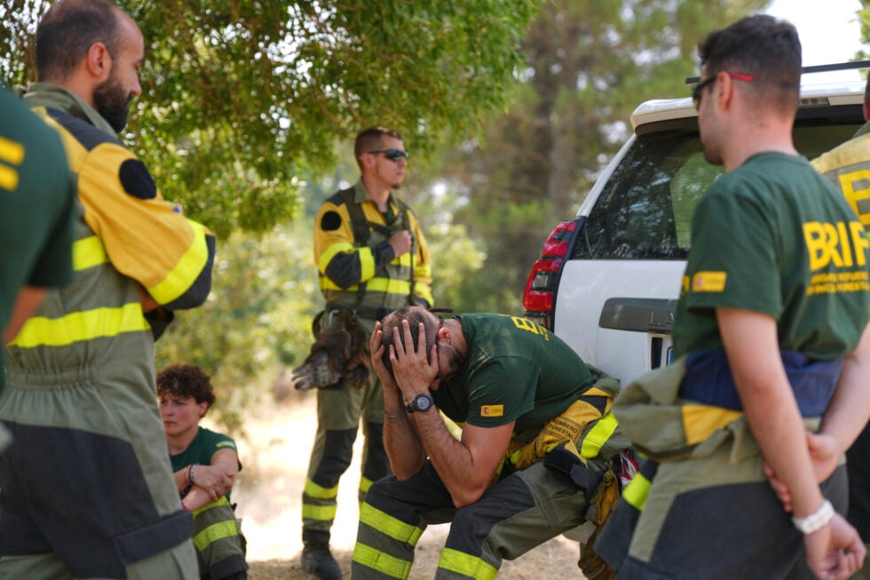 Πύρινη λαίλαπα σε Γαλλία και Ισπανία: Ο καύσωνας δυσχεραίνει την κατάσβεση – Συνεχίζονται οι εκκενώσεις