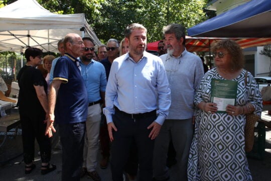 Ανδρουλάκης από Θεσσαλονίκη: «Μητσοτάκης και Τσίπρας πήγαν τη χώρα πίσω – Καλώ τους πολίτες να επιλέξουν αλλαγή σελίδας» 