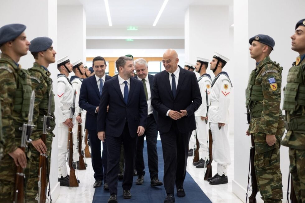 Συναντήσεις Ανδρουλάκη με Δένδια- Γεραπετρίτη: «Δεν φτάνει να σηκώνεις μόνο τα τηλέφωνα στις 3 το πρωί»