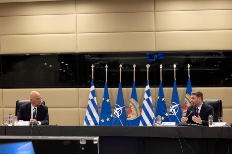 Συναντήσεις Ανδρουλάκη με Δένδια- Γεραπετρίτη: «Δεν φτάνει να σηκώνεις μόνο τα τηλέφωνα στις 3 το πρωί»