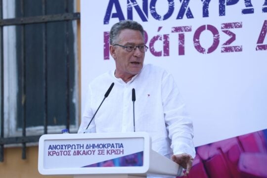 Αρβανίτης για τους νεκρούς σε Άργος και Ασπρόπυργο: «Το τίμημα μιας πολιτικής που απαξιώνει την ανθρώπινη ζωή»