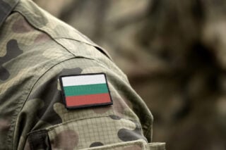 Η Βουλγαρία στρατικοποιείται με ευρωπαϊκά κονδύλια που προορίζονταν για τη μείωση των… ανισοτήτων