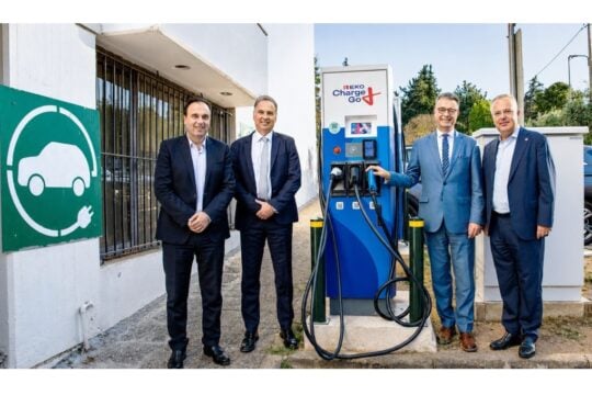 ΕΚΟ Charge&Go: Συνεργασία-πρότυπο με τον Δήμο Παπάγου-Χολαργού