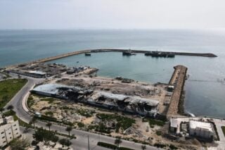 Ιράν: Αμερικανικοί πύραυλοι χτύπησαν το νησί Κεσμ