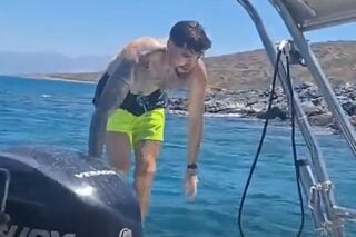 Ο Χουάντσο ανέβηκε σε τυχαίο σκάφος και αιφνιδίασε με ερώτηση-παγίδα: «Ποιος από εσάς είναι Ολυμπιακός;»