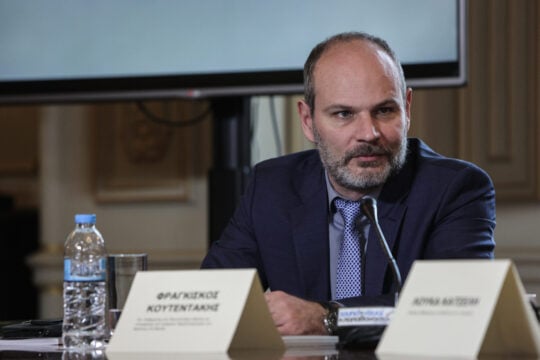 Κουτεντάκης (ΕΛΑΣ) για έκθεση UBS: «Η ανάπτυξη ευνόησε δυσανάλογα το πλουσιότερο 1%»