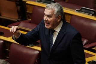 Αδιανόητο κρεσέντο χυδαιότητας από τον Κυριαζίδη κατά της Κωνσταντοπούλου – Τον άδειασε η Μενδώνη