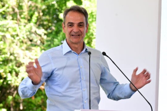 Στρέμματα κυβερνητικού θράσους: Απαιτούν και συγγνώμη μετά τις διώξεις γαλάζιων βουλευτών για τον ΟΠΕΚΕΠΕ