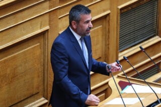 ΠΑΣΟΚ: Τα μαζεύει ο Νικολαΐδης μετά τις αιχμές για τις μεταγραφές βουλευτών του ΣΥΡΙΖΑ