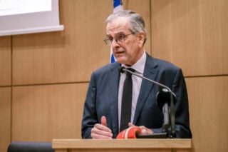 Σαμαράς για τις εμπρηστικές επιθέσεις στη Θεσσαλονίκη: «Η βία δεν έχει θέση σε μια πολιτισμένη κοινωνία»