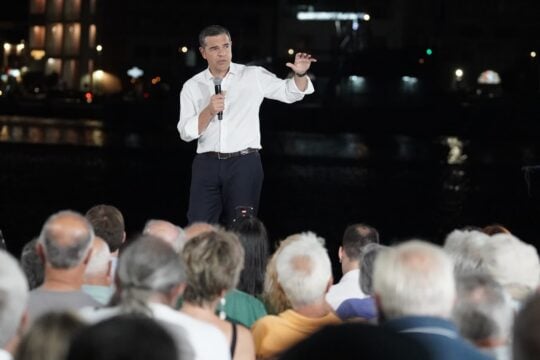 Τσίπρας από τη Λέσβο: «Ποτέ άλλοτε δεν ήταν τόσο εκτεταμένη η διαφθορά» – Τρία τα μεγάλα βάρη της χώρας