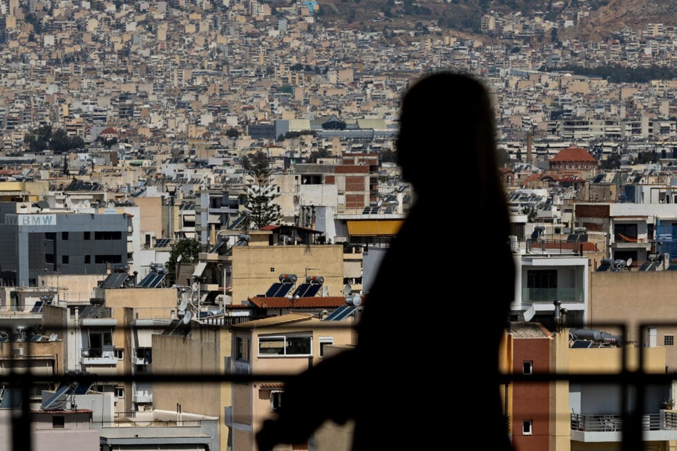 Νέοι κανόνες στις πολυκατοικίες: Τι αλλάζει για οροφοδιαμερίσματα και απλήρωτα κοινόχρηστα