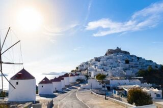 Το ελληνικό νησί με τη μυστική συνταγή για τον σύγχρονο ταξιδιώτη – «Η σιωπή μιας Ελλάδας άλλων εποχών»