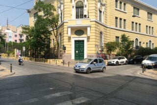 Μπλακ άουτ και προβλήματα σε Κυψέλη, Εξάρχεια, Κολωνάκι, Γκύζη – Εγκλωβισμοί σε ασανσέρ και σβηστά φανάρια [βίντεο]