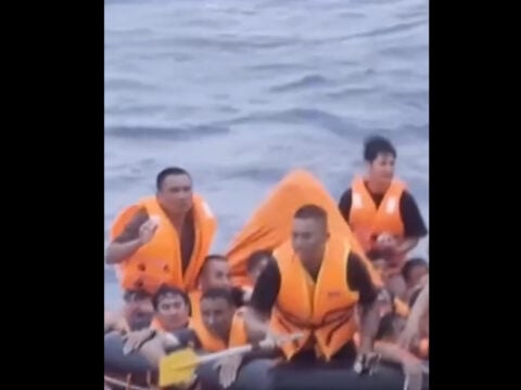 Αγωνία στην Κίνα: 23 αγνοούμενοι από βύθιση σκάφους