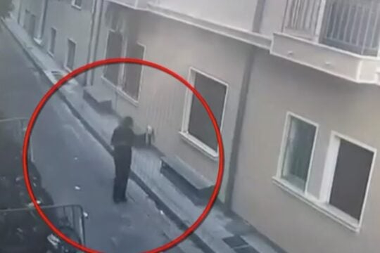 Ο 28χρονος Τούρκος εκτελεστής περιφερόταν στα Εξάρχεια / Glomex / ΣΚΑΪ
