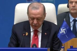 Νέες αιχμές Ερντογάν για SAFE: «Να μην αποκλείουν κράτη εκτός Ε.Ε. από αμυντικές πρωτοβουλίες»