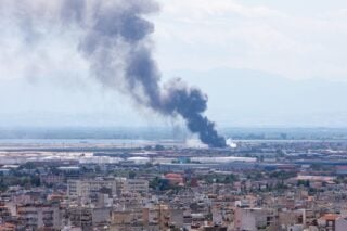 Φωτιά σε βιοτεχνία στο Καλοχώρι Θεσσαλονίκης