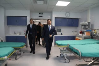 Ο Κώστας Αρβανίτης γράφει στην efsyn.gr: Το φιάσκο των απογευματινών χειρουργείων