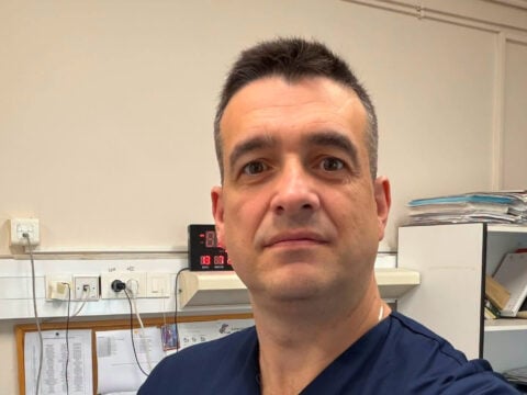 Συγκινεί ο γιατρός για τον 4χρονο στην Καστοριά: «Δώσαμε τη δυσκολότερη μάχη, αγωνιούμε και ελπίζουμε»