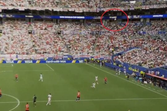 Μουντιάλ 2026: Η «ασίστ» από το καλώδιο που έγινε θέμα στη Νορβηγία για το γκολ της Αγγλίας – Η απάντηση της FIFA