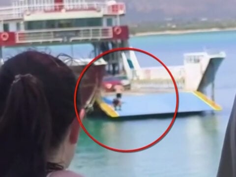 Ελαφόνησος: Κυρώσεις και δικογραφία για τον ανοιχτό καταπέλτη στο λιμάνι [βίντεο]