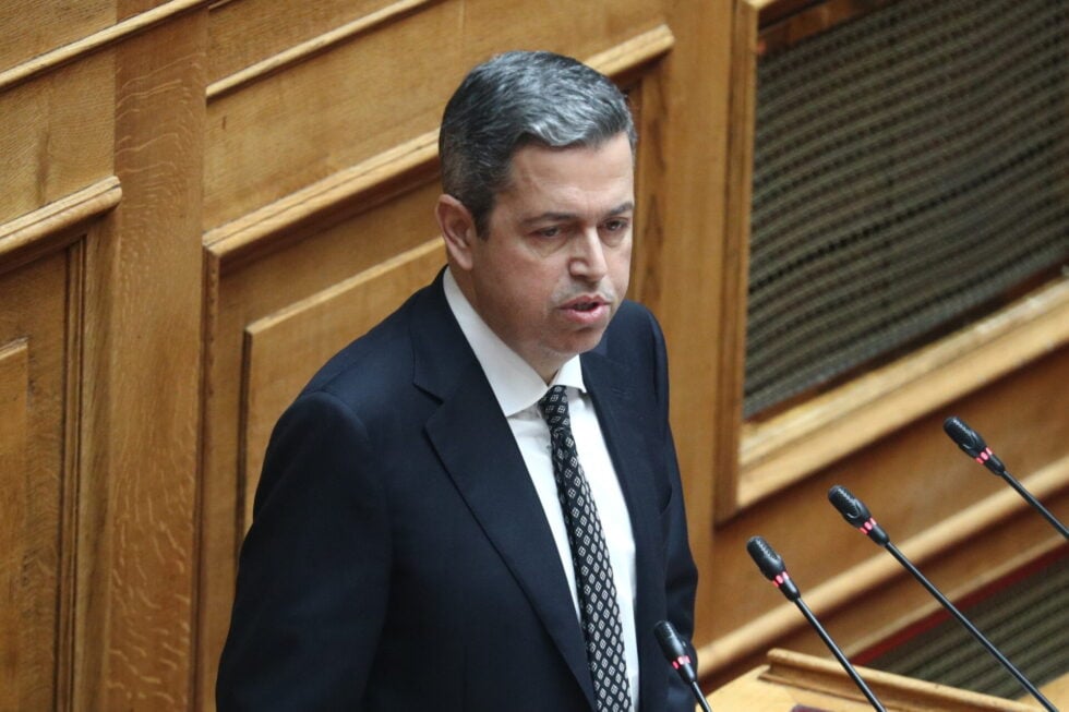 Παραιτήθηκε και επίσημα από βουλευτής του ΣΥΡΙΖΑ ο Συμεών Κεδίκογλου – Σε ποιον πηγαίνει η έδρα