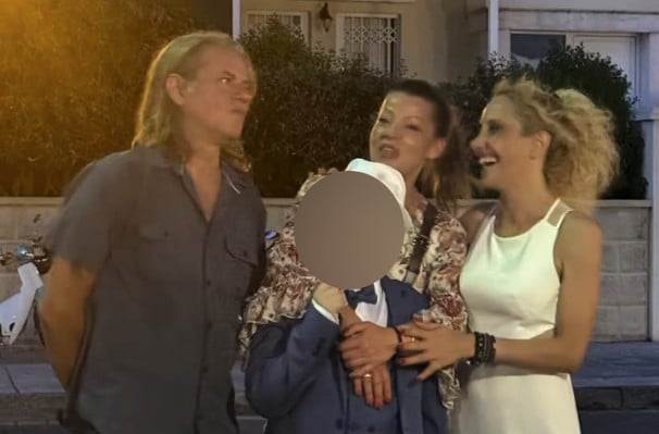 Ο Δημήτρης Κοργιάλας μαζί με την Φωτεινή Ψυχίδου στην βάφτιση του γιου τους / instagram