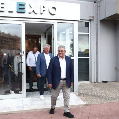 Εντός και εκτός της ΔΕΘ το ΚΚΕ