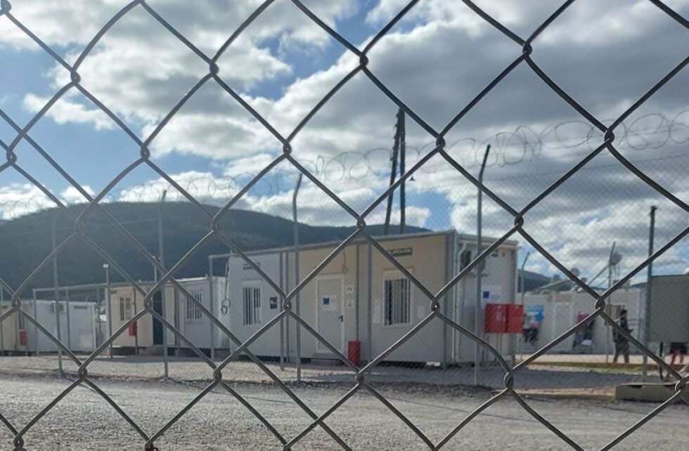 Μαλακάσα: Πήγε να κάνει αίτηση ασύλου με τα παιδιά της και κάλεσαν την αστυνομία για να τους συλλάβουν