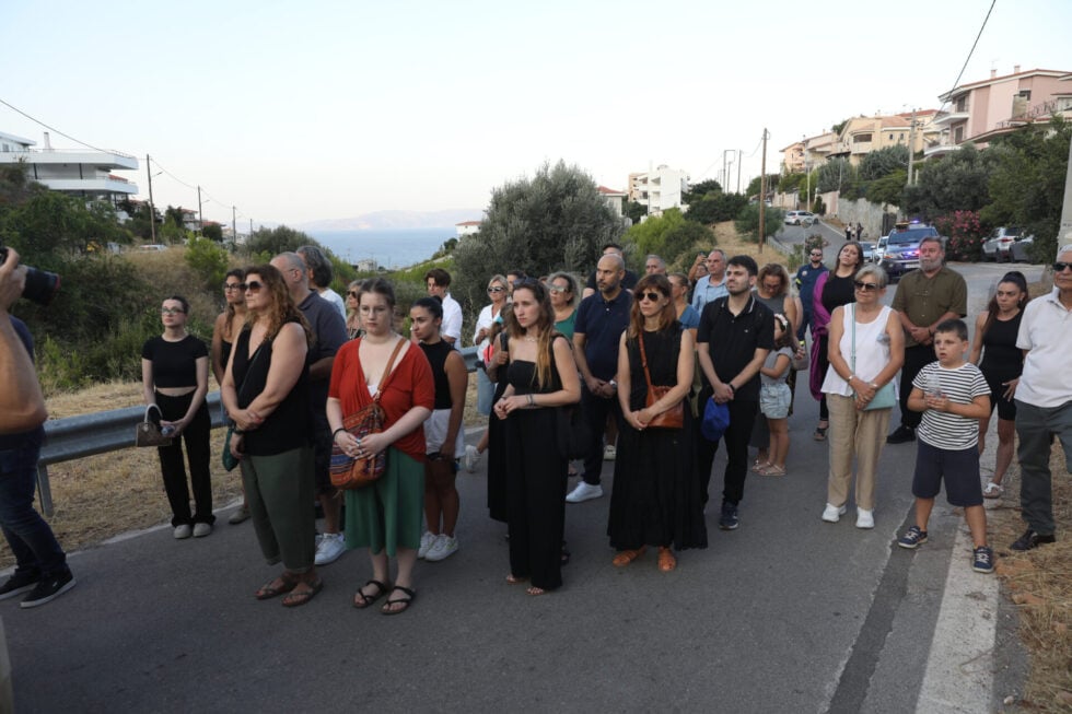 Οκτώ χρόνια από την τραγωδία στο Μάτι: Ξεκίνησαν οι εκδηλώσεις μνήμης στον «δρόμο της φωτιάς» [εικόνες – βίντεο]