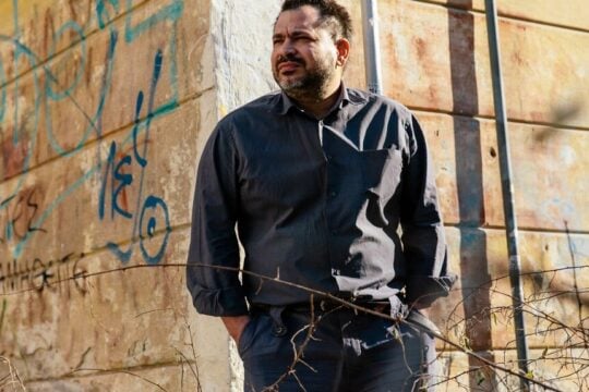 Σ’ έναν κόσμο γοητευτικό και περίπλοκο