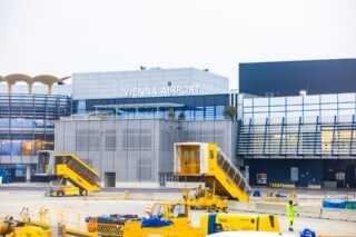 Αυστρία: Μέχρι και 2 λίτρα υγρά θα επιτρέπονται στις χειραποσκευές, για όσους ταξιδεύουν από το αεροδρόμιο της Βιέννης