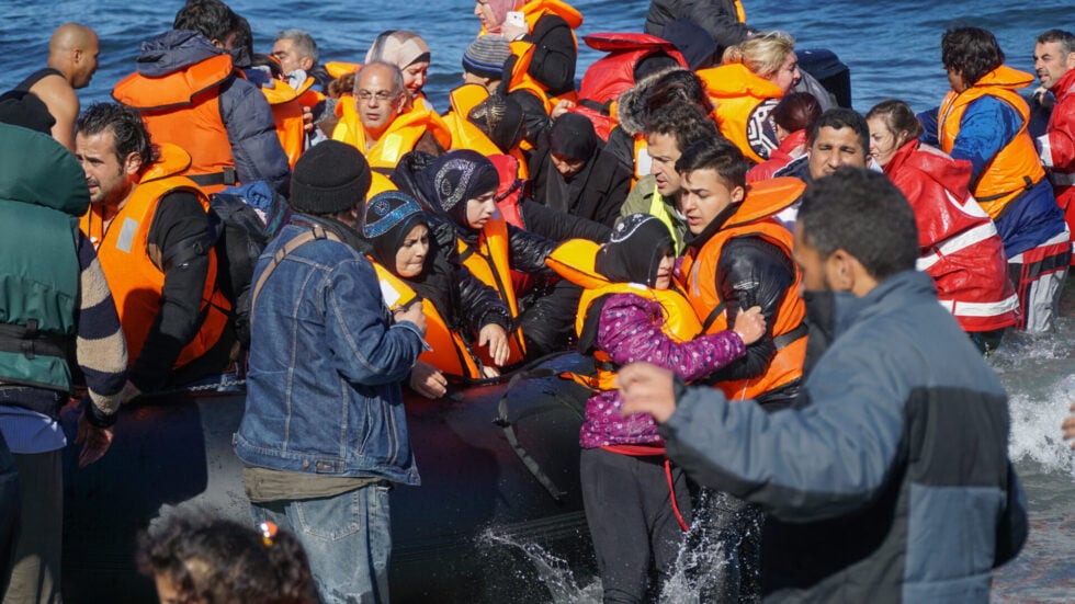 Μπόνους σε δικηγόρους για να προωθήσουν απελάσεις