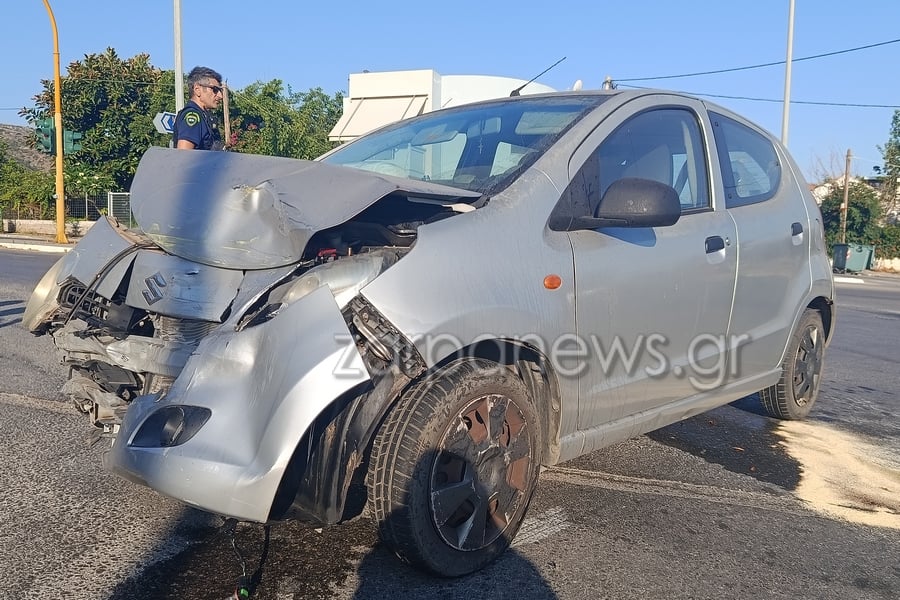 Τροχαίο με ασθενοφόρο στα Χανιά: Νοσηλεύτρια η οδηγός του ΙΧ, μόλις είχε σχολάσει – Νεκρός ο ασθενής [βίντεο]