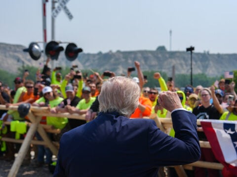 Νέα επίθεση Τραμπ στο ΝΑΤΟ: «Γελοίο, ξοδέψαμε 1 τρισ. δολάρια για να τους προστατέψουμε»