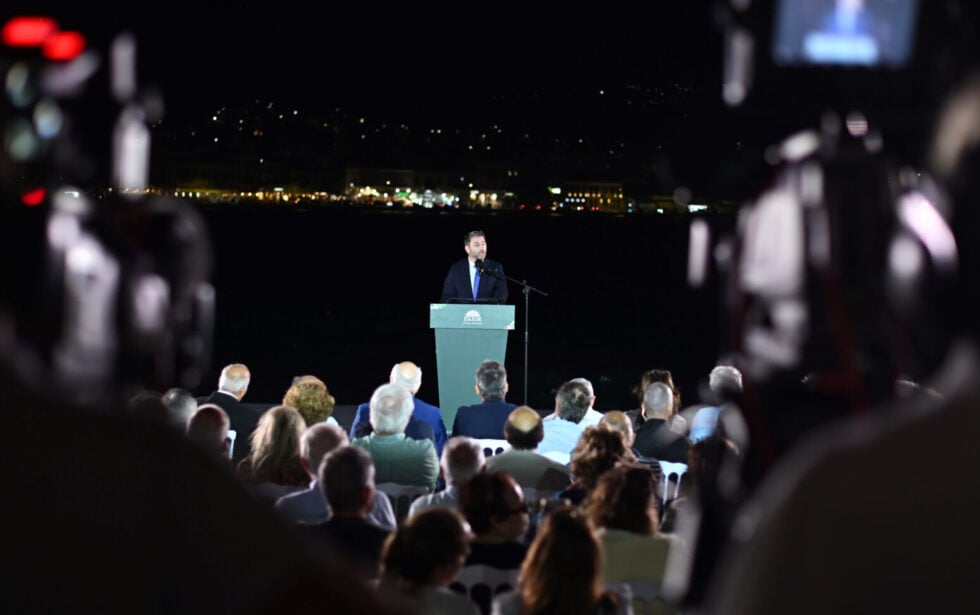 ΠΑΣΟΚ: Σε εγρήγορση «διά παν ενδεχόμενο» – Συνεδριάζει την Πέμπτη το Πολιτικό Συμβούλιο