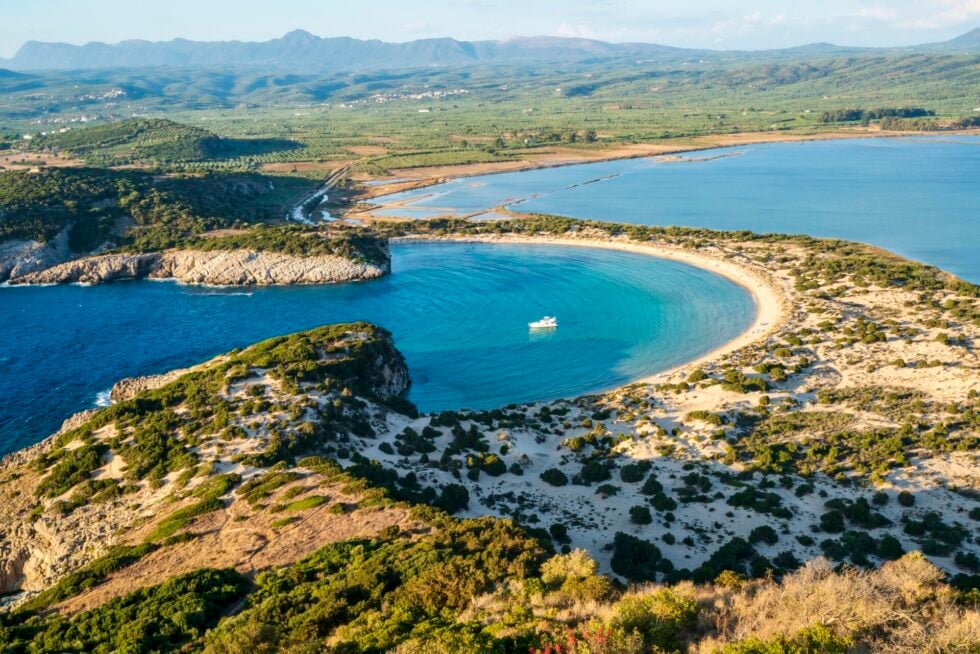 Guardian: Απειλεί η «Οδύσσεια» του Νόλαν την Πελοπόννησο; – Τι ανησυχεί ειδικούς και ντόπιους