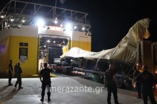 Το F-16 που μεταφέρετε με πλοίο από το λιμάνι της Ζακύνθου / imerazante.gr