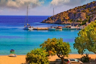 Τα άγνωστα νησάκια που θα γίνουν το φετινό σας καλοκαιρινό καταφύγιο