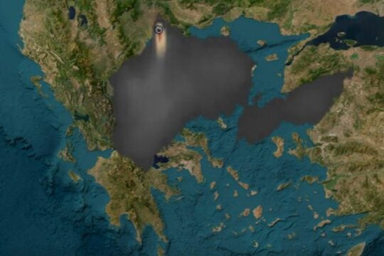 Ο τοξικός καπνός από τη φωτιά στο Ωραιόκαστρο θα φτάσει μέχρι τη Θεσσαλία και τη Βόρεια Εύβοια [χάρτης]