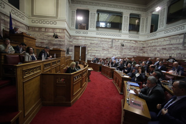 Διασταύρωσαν τα ξίφη τους για την διαπραγμάτευση